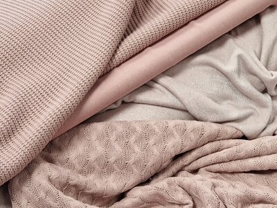 Gebreide stoffen (alle)