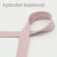 licht oud roze biasband gemaakt van hydrofiel Qjutie kids @kickenstoffen