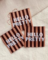 Label Hello pretty