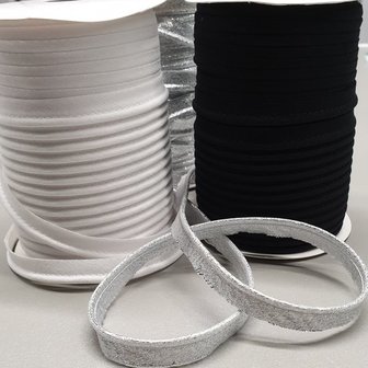 wit en zwarte piping naast lurex zilver paspelband (2)