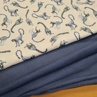 biolgische french terry blauw met maki aapjes tricot