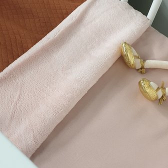 onderlaken nude pink tricot dekentje gevoerde  tricot terracotta en bamboe katoenfleece poederroze (6)