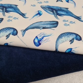 donkerblauw katoenen velvet met digitale walvissen tricot BEEBS