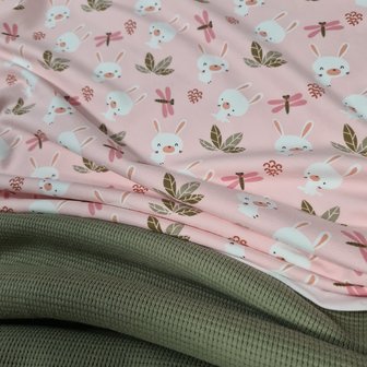 olijf wafel tricot met roze konijntjes tricot stof