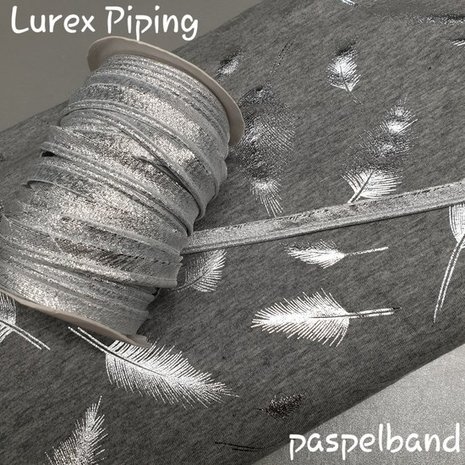 zilveren veer tricot met bijpassende lurex piping - paspelband