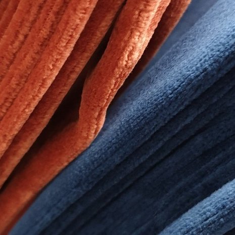 donkerblauw en terracotta velvet