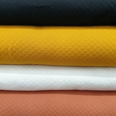 wafeltjes tricot terracotta off white oker en zwart (1)