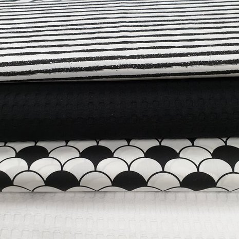 grove wafels zwart en wit met ongelijke strepen en schulp katoen