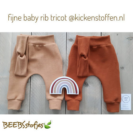 fijne rib tricot cognac en nude roze harem broekje @gewoonellen babyliefs