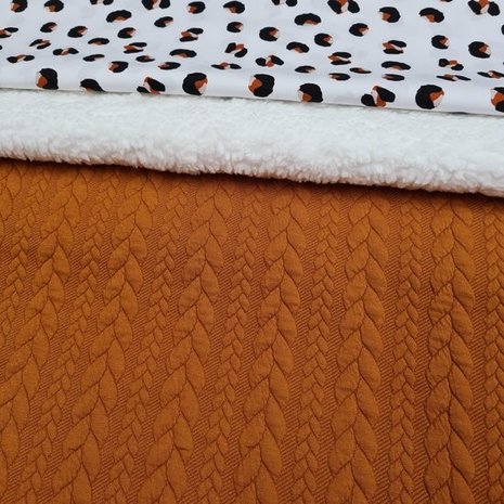 roxx luipaard terracotta katoen met cognac kabel tricot en spierwitte katoenen teddy