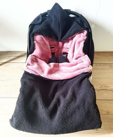 baby teddy met oud roze wellness fleece trappelszak maxicose patroon deel 3 @littlebumpys