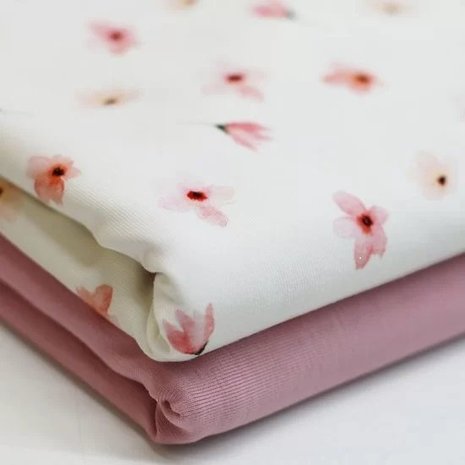 wit (off white) roze sakura vage bloemetjes - digitaal tricot met uni oud roze