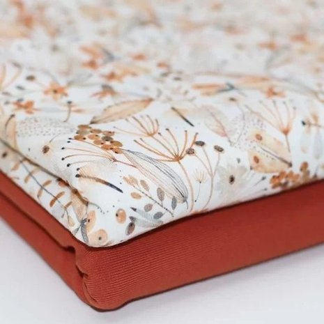 najaars bloem tricot met uni terracotta tricot