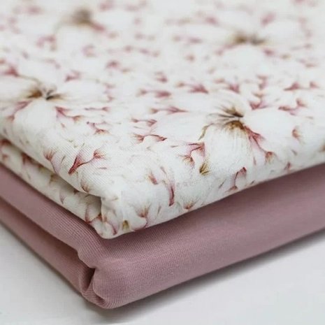 wit (off white) roze bruin dromerige bloem - digitaal tricot met oud roze uni