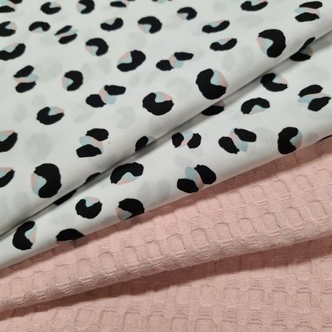 poplin luipaard wit zwart mint met wafel poeder roze grof