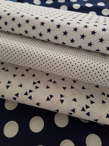 polka dots navi met andere marine wit stofjes