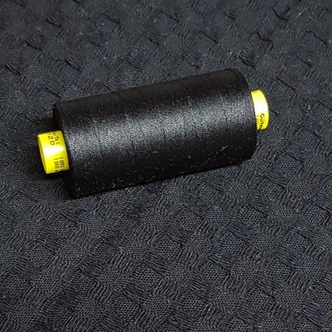 sewing thread black