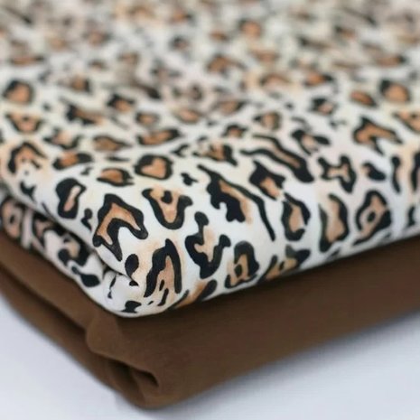 wit (off white) bruin perzik luipaard print - digitaal tricot met uni bruin tricot