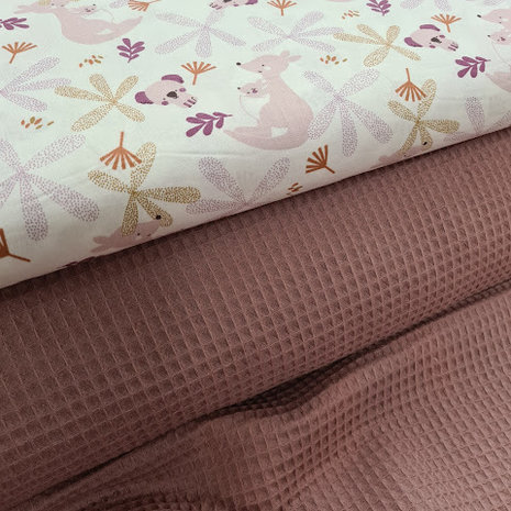 wit oud roze licht paars mauve koala kangeroe en takjes biologische katoen @SWESSIEdesign met oud mauve wafel