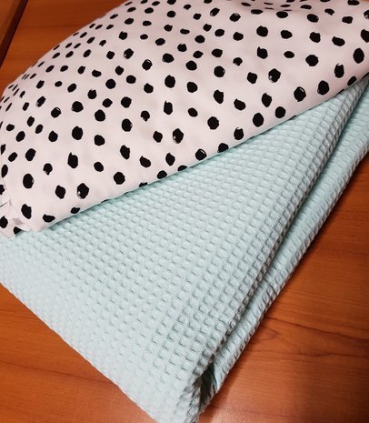 painted dots tricot met mint groene wafel