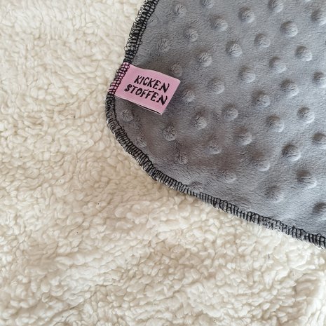 donker grijze minky met teddy katoen