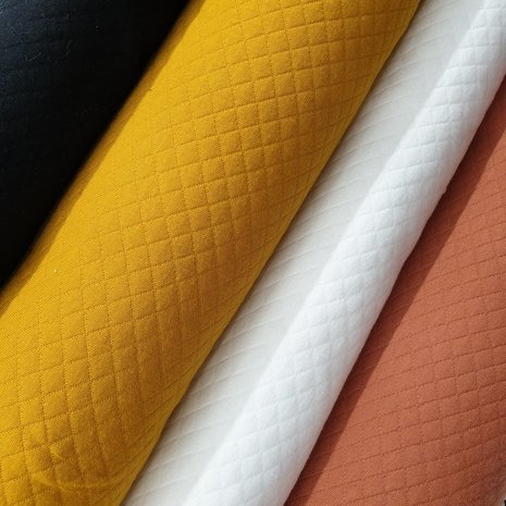 wafeltjes tricot terracotta off white oker en zwart (2)