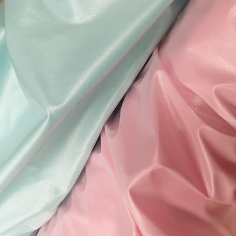 pul mint en roze