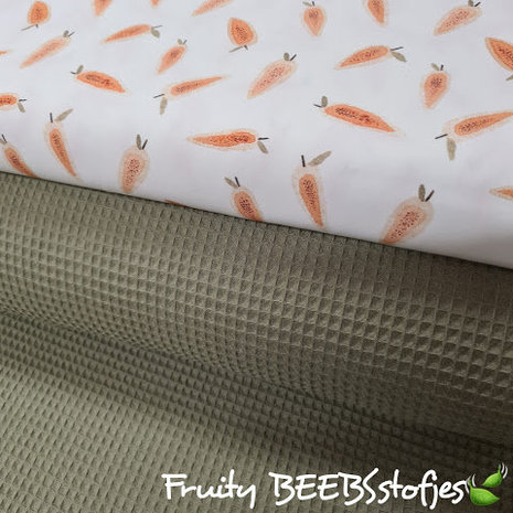 wit (off white) oranje, peach, groen Fruity wortel - digitaal poplin met olijf groen wafel