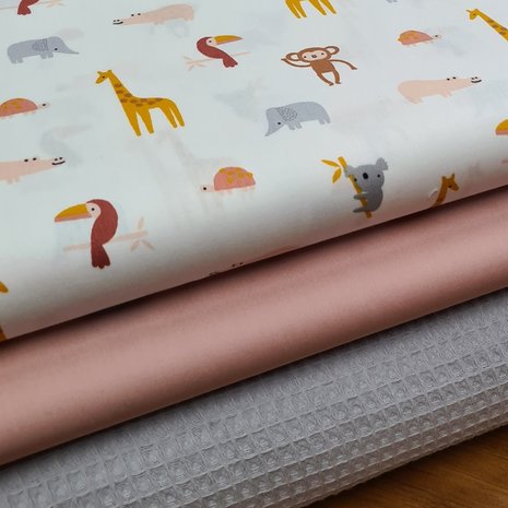 wit camel grijs terracotta poeder zoo diertjes met licht grijs wafel en nude uni katoen