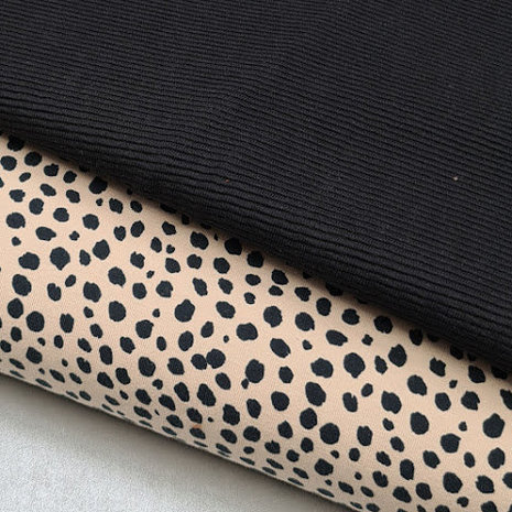 warm kiezel cheetah dots met zwart fijne baby rib tricot