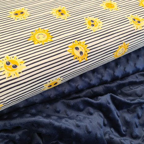 geel (oker) zonnetjes - tricot met donkerblauw minky fleece @kickenstoffen