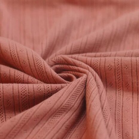 roze-terracotta katoenen Pointelle (strepen) tricot @kickenstoffen