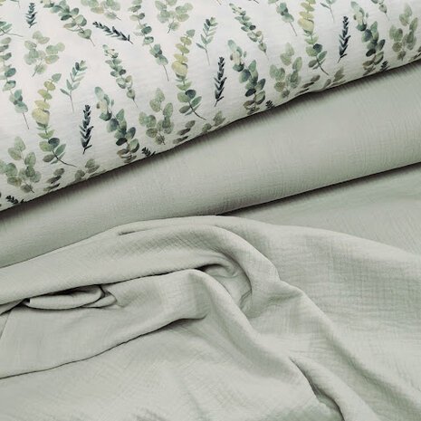 hydrofiel vintage groen pastel met eucalyptus takjes @kickenstoffen