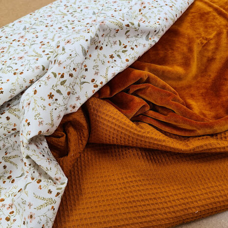 mille fleur poplin en wafel cognac met katoenen velvet cognac @kickenstoffen