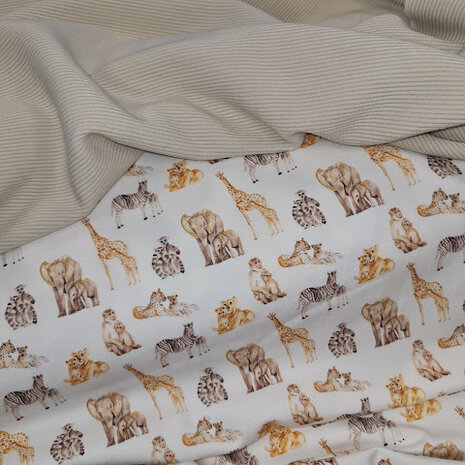 JUNGLE dieren panter olifant aap giraf zebra  - digitaal tricot met soft rib natural @BEEBSstofjes