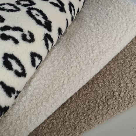 BEEBSstofjes natural en taupe boucle teddy met natural luipaard baby teddy @kickenstoffen