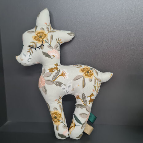 knuffel bambi bloemen vogels en konijnen biologisch Poppy @kickenstoffen