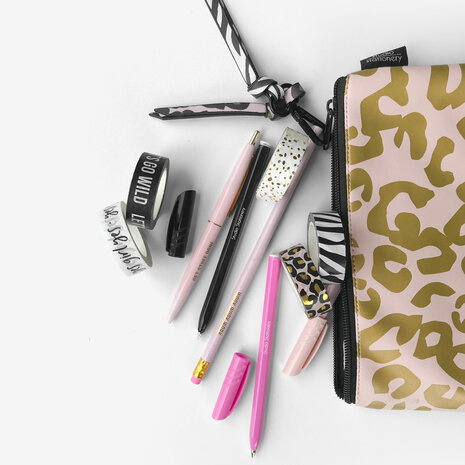 Etui tasje panterprint bij sewingplanner roze @kickenstoffen.nl