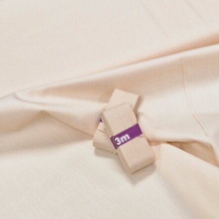 champagne poplin en natural-champagne katoenen biasband @kickenstoffen