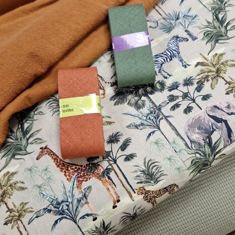 safari katoen groen met olijf  groen wafeltricot en cognac gewassen katoen en bias cognac-terracotta en olijf-moss groen @kicke