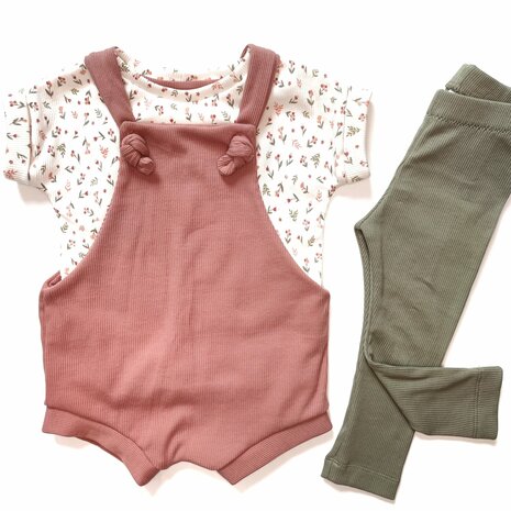 kledingsetje fijne baby rib soft gemaakt door mbym.sewing - stoffen KicKenStoffen