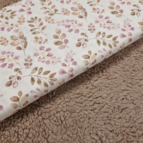 teddy katoen beige met mauve blaadjes poplin katoen van KicKenStoffen