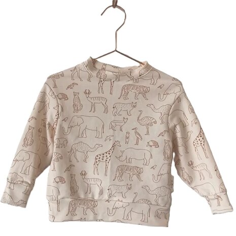 jogging dieren sweater gemaakt door reina het vosje van KicKenStoffen