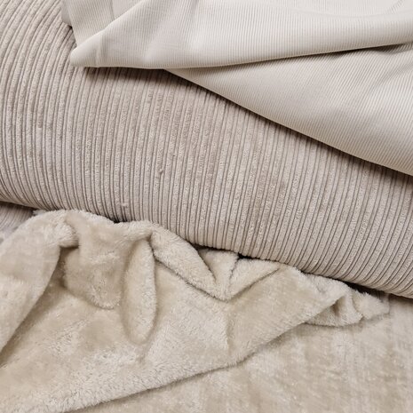 kiezel beige ribcord lammy stof met ribboordstof natural-kiezel van KicKenStoffen