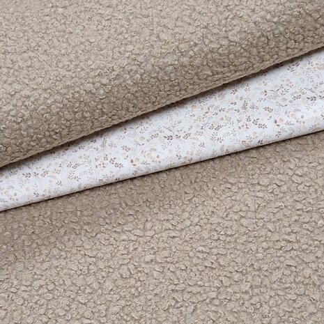 boucle teddy taupe wilde bloemen poplin van KicKenStoffen