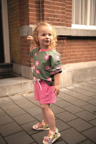 hydrofiele short en sweater shirt poppy magazine 22 van KicKenStoffen 