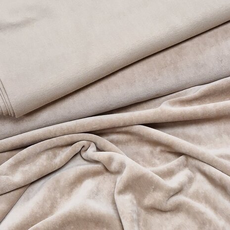 BEEBS begie taupe katoenen velvet met beige taupe boordstof van KicKenStoffen