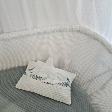 billendoekjes cover &amp; familie wieg bekleed met BEEBS off white wafel - voile nopje off - eucalyptus takjes - wellness teddy