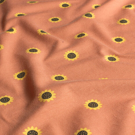roze zonnebloemen tricot Jursie van KicKenStoffen