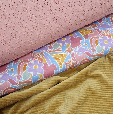 roze uni - broderie tricot